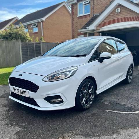 Full hand wash and detail completed on location in Swanley