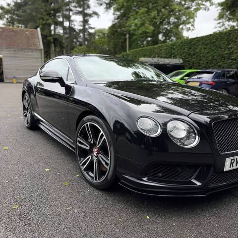 Car freshly valeted and detailed by Valeting Lab in Greenhithe